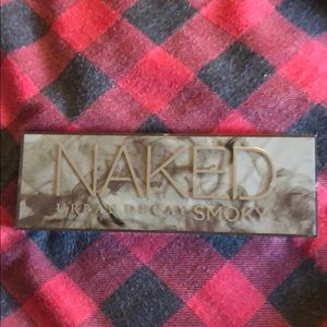 Urban Decay Smoky Palette